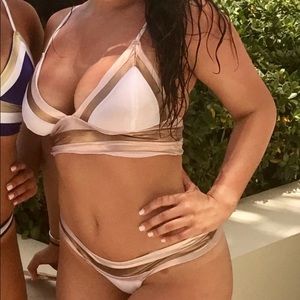 BEACH BUNNY SWIM SET